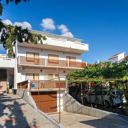 Apartment Nikola