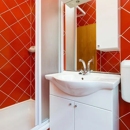 Nikola Apartment