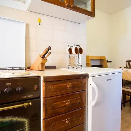 Apartment Nikola *